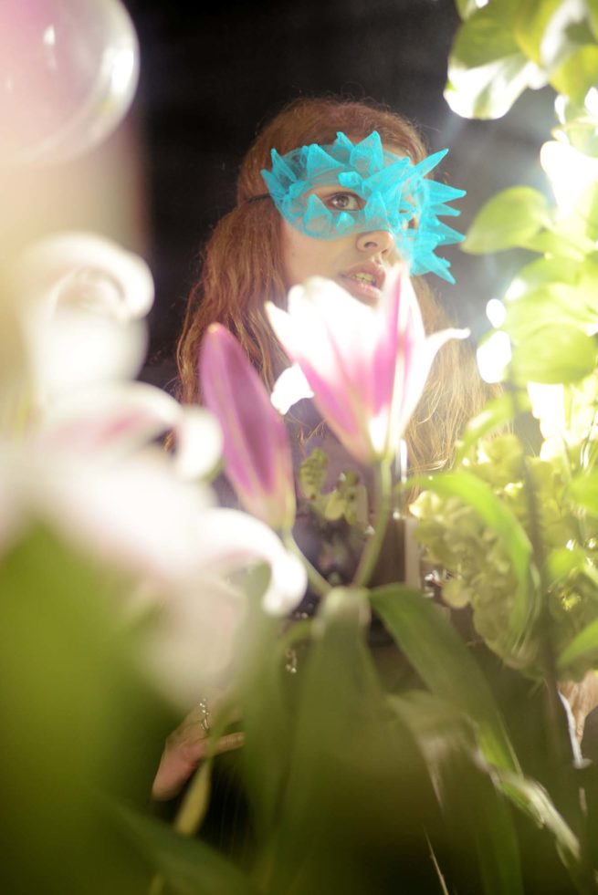 Carine Bovey, portrait, Virus loup turquoise, Blue Lagoon