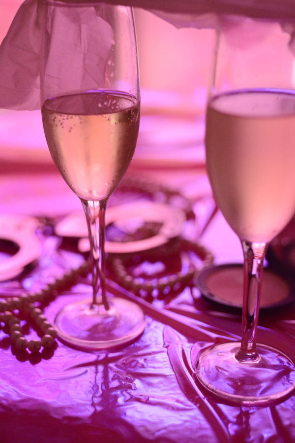 Neon Fetisch, Sapfisk Champagne, Carine Bovey, Artiste suisse, artiste féministe, artiste contemporain, contemporary artist, female artist, feminist artist